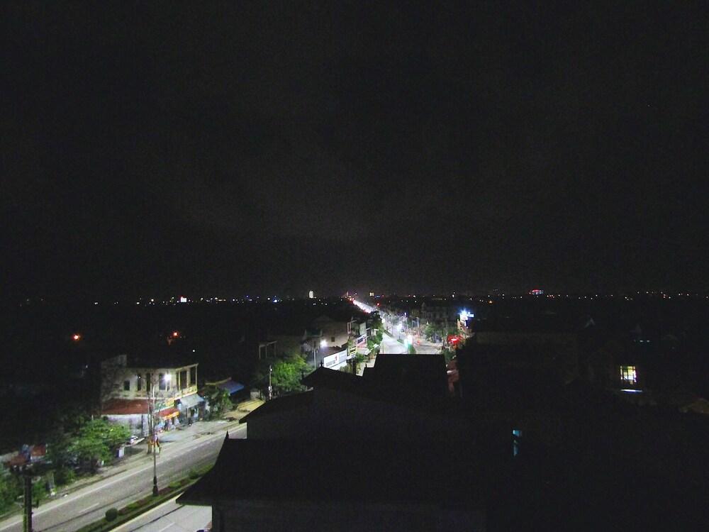 Hoang Dat Hotel Ðồng Hới Buitenkant foto