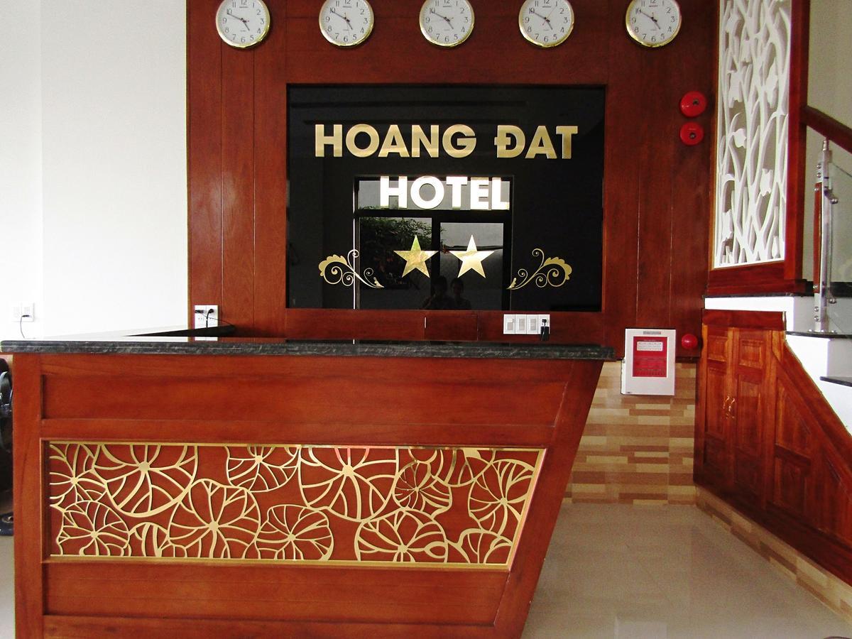 Hoang Dat Hotel Ðồng Hới Buitenkant foto