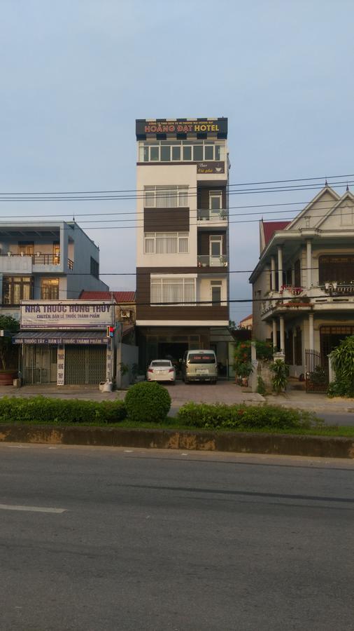 Hoang Dat Hotel Ðồng Hới Buitenkant foto